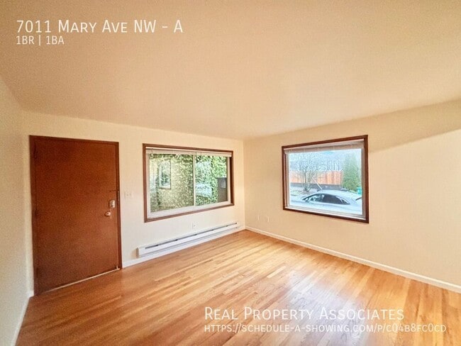 7011 Mary Ave NW in Seattle, WA - Foto de edificio - Building Photo