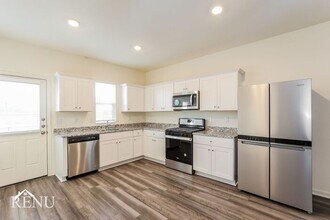 5238 Dawn Break in Saint Hedwig, TX - Building Photo - Building Photo