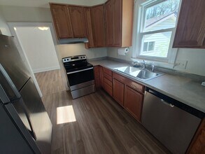 712 4th St NW in Austin, MN - Building Photo - Building Photo