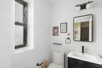 230 Riverside Dr in New York, NY - Building Photo - Building Photo