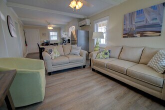 416 S Anderson Blvd in Holly Ridge, NC - Building Photo - Building Photo