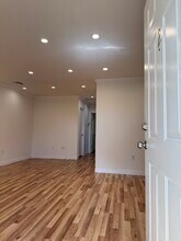 5742 Woodman Ave, Unit #2 in Van Nuys, CA - Building Photo - Building Photo