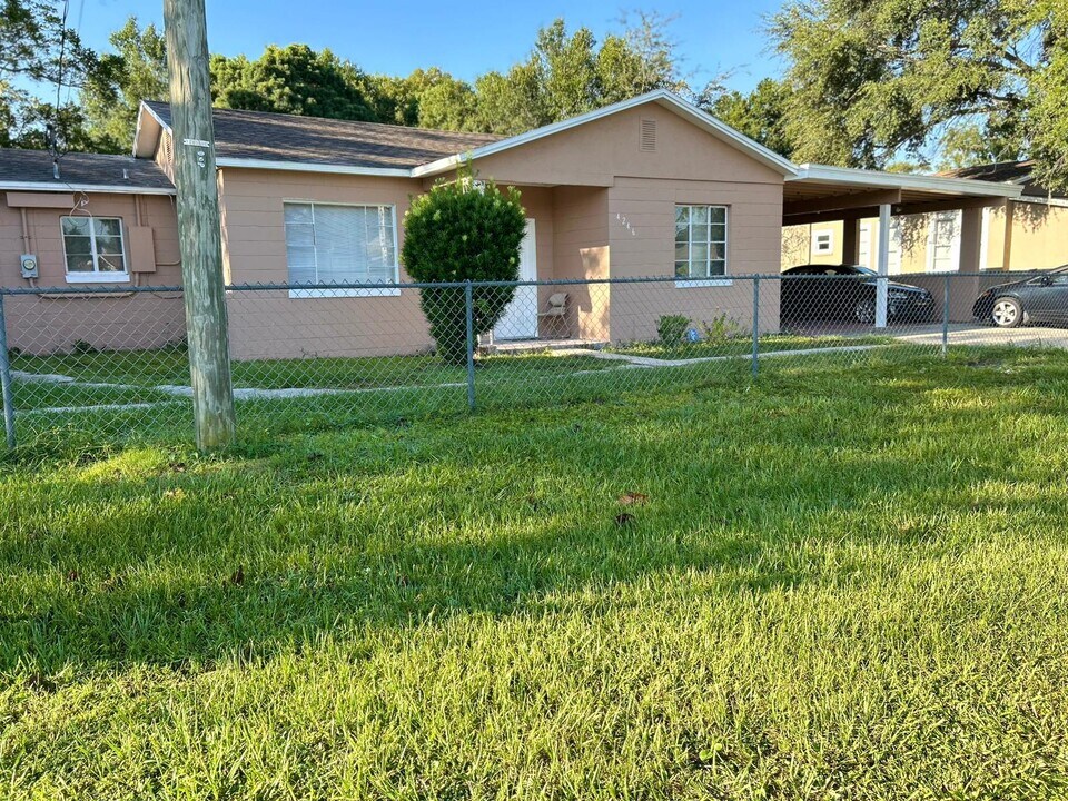 4246 Minoso St in Orlando, FL - Building Photo