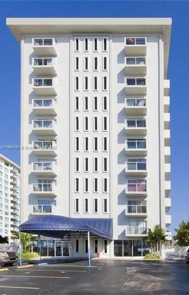 5313 Collins Ave in Miami Beach, FL - Building Photo