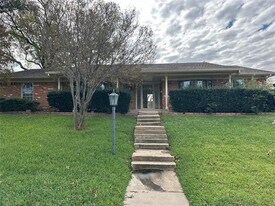 1434 Northridge Dr in Carrollton, TX - Building Photo