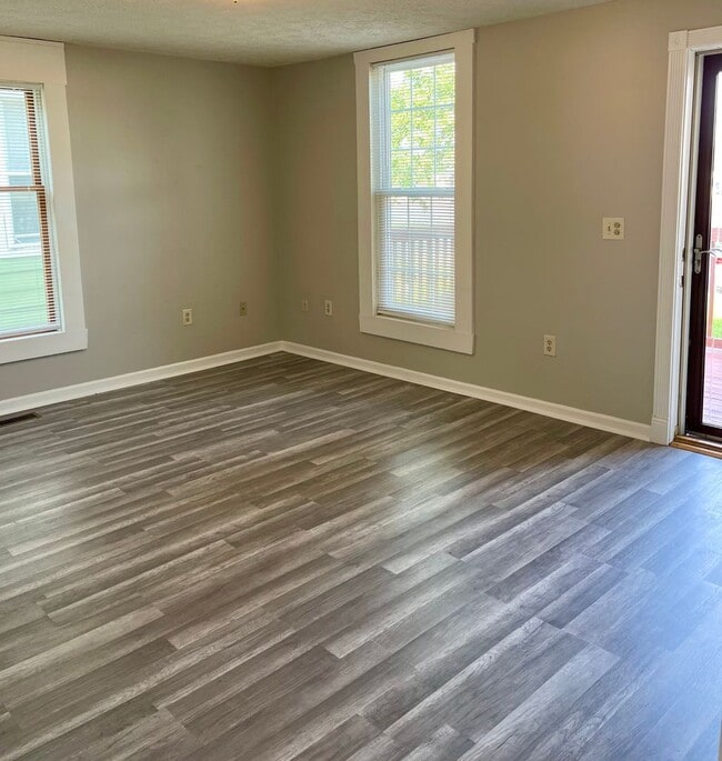 35 Rose Ave in Terre Haute, IN - Building Photo - Building Photo