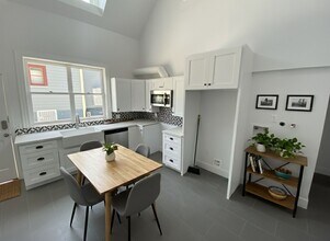 1301-1303 West in Los Angeles, CA - Building Photo - Building Photo