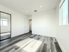2855 1/2 Cincinnati St in Los Angeles, CA - Building Photo - Building Photo