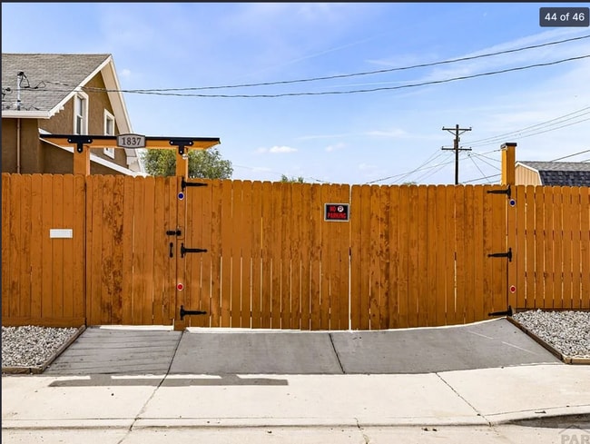 1835 E 4th St in Pueblo, CO - Foto de edificio - Building Photo