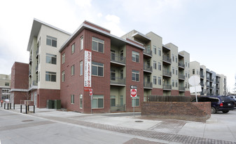 Solana Apartments