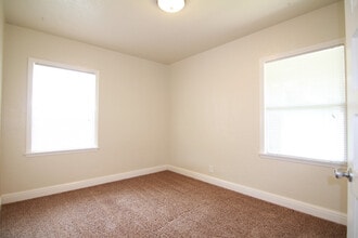 1704 Sunset Ave in Chico, CA - Building Photo - Building Photo
