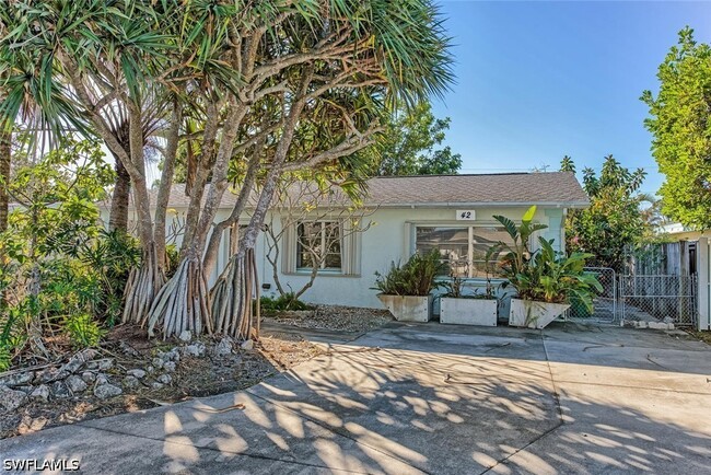 property at 42 4th St