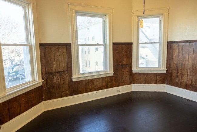 42 Dorchester St in Worcester, MA - Building Photo - Building Photo