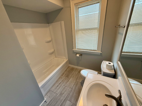 1824 W Hood Ave in Chicago, IL - Building Photo - Building Photo