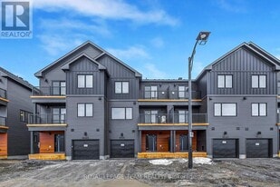 1004 Elixir Pl in Ottawa, ON - Building Photo