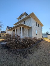1612 35th St in Rock Island, IL - Building Photo - Building Photo