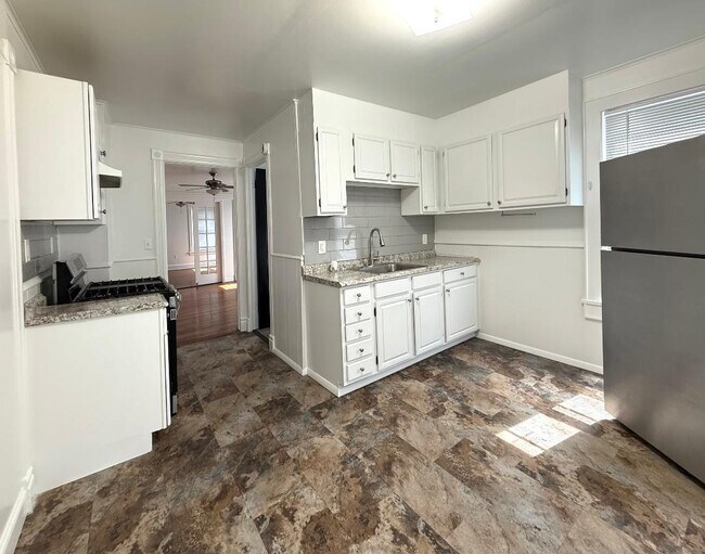 21 Lincoln Ave in Poughkeepsie, NY - Building Photo - Building Photo