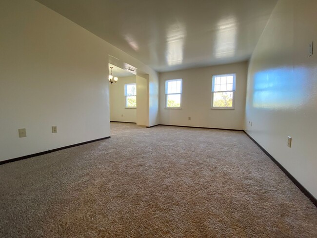509 Bellwood Dr in West View, PA - Building Photo - Building Photo