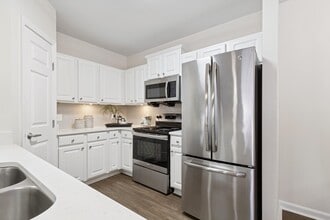 Roebling Row in Covington, KY - Foto de edificio - Building Photo