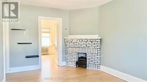 5038 Huron St in Niagara Falls, ON - Building Photo