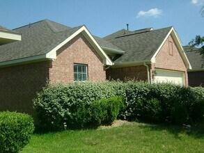 14023 Concord Meadow Ln in Houston, TX - Foto de edificio - Building Photo