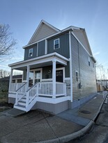 2000 Effingham St in Portsmouth, VA - Building Photo
