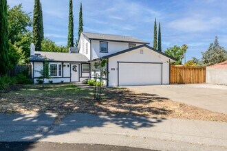 4904 Sako Ct in Sacramento, CA - Building Photo - Building Photo