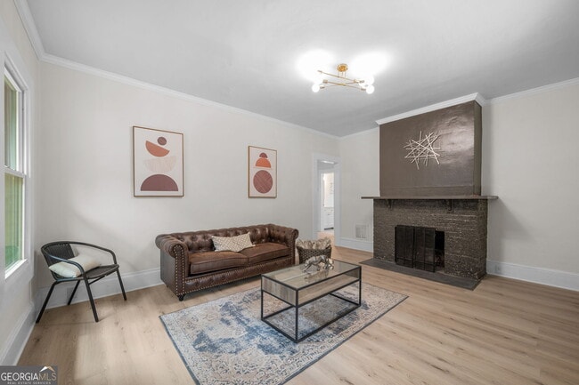 property at 590 Glen Iris Dr NE