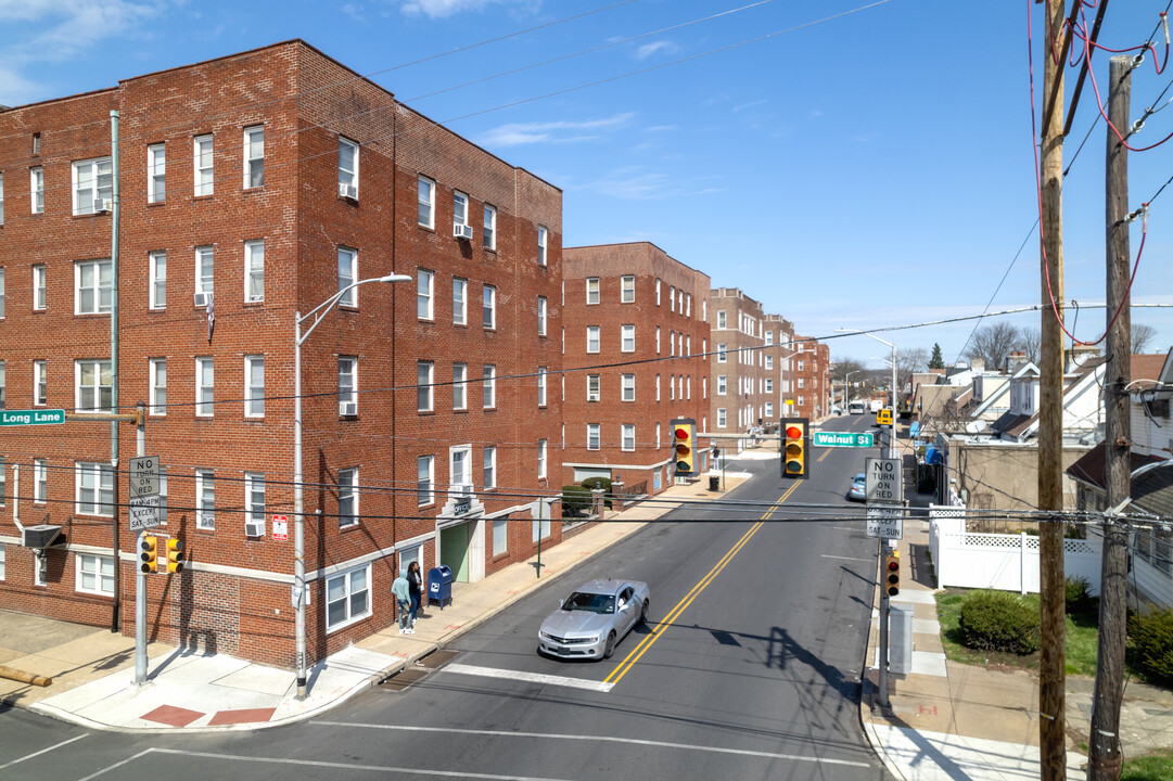 Long Lane Apartments in Upper Darby, PA - Building Photo