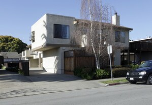 1119 Chula Vista Ave in Burlingame, CA - Building Photo