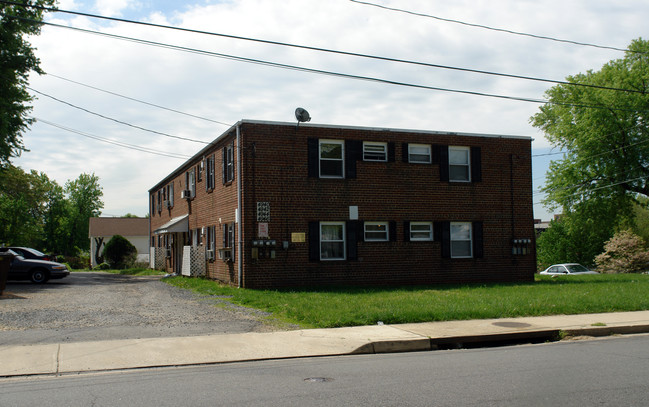 4940-4946 19th St N in Arlington, VA - Foto de edificio - Building Photo