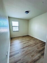 8836 Sandy Crk Wy in Wellington, FL - Building Photo - Building Photo