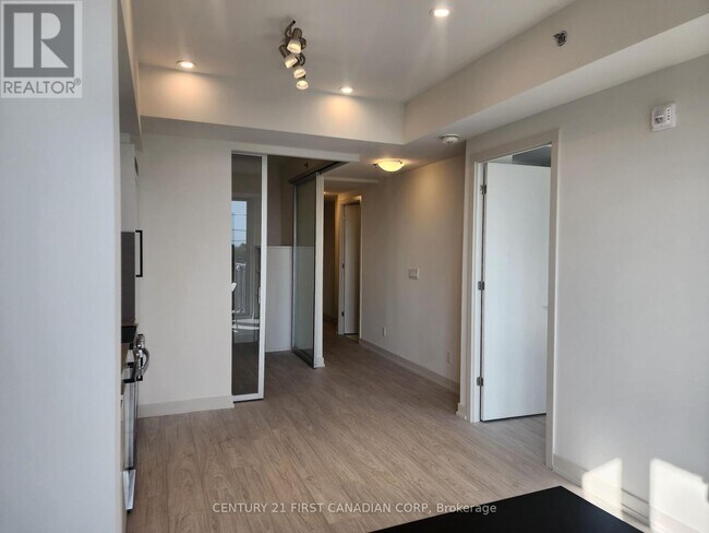 422-490 GLEN EVEREST RD Rd in Toronto, ON - Building Photo - Building Photo