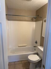 121 Stratford Ave, Unit 2 in Pittsburgh, PA - Building Photo - Building Photo