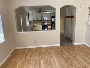 18 Regina Dr in Tracy, CA - Building Photo - Building Photo