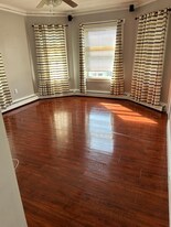 54 Eaton St in Lawrence, MA - Building Photo