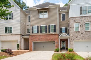 2860 Boone Dr in Kennesaw, GA - Building Photo
