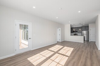 Evergreen Farms at Bethlehem in Bethlehem, PA - Building Photo - Interior Photo