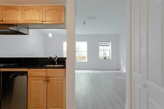 1350 Pennsylvania Ave in Miami Beach, FL - Building Photo - Building Photo