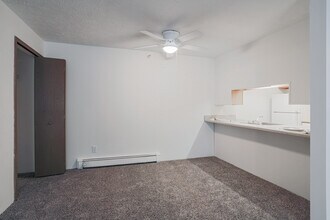 Griffin Estates Apartments in Niles, MI - Building Photo - Interior Photo