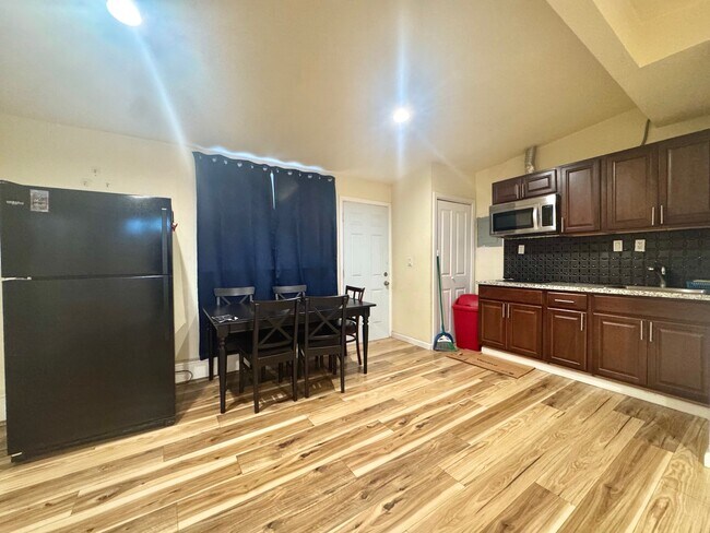 27777 Loyola Ave in Hayward, CA - Building Photo - Building Photo