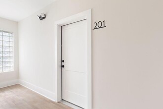504 Boulevard NE in Atlanta, GA - Building Photo - Building Photo
