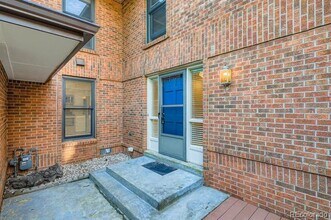 6350 W Mansfield Ave in Denver, CO - Foto de edificio - Building Photo
