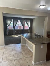 2408 Tedeschi Dr in Santa Rosa, CA - Building Photo - Building Photo