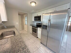 5706 Chipper Dr in New Port Richey, FL - Building Photo - Building Photo