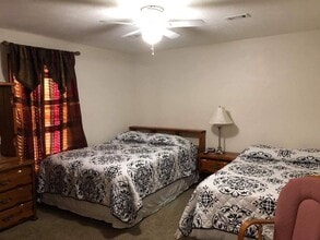 356 Invader St in Sulphur, LA - Building Photo - Interior Photo