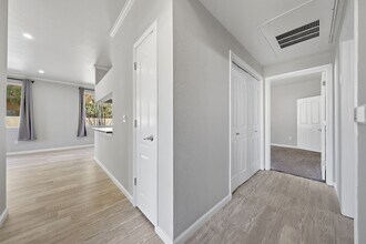 16013 S Desert Foothills Pkwy in Phoenix, AZ - Foto de edificio - Building Photo