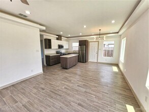 23 Frio Ave in McAllen, TX - Building Photo - Building Photo