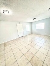 3712 W Cass St in Tampa, FL - Building Photo - Building Photo
