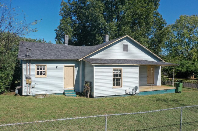 3610 Fairview St SW in Huntsville, AL - Building Photo - Building Photo